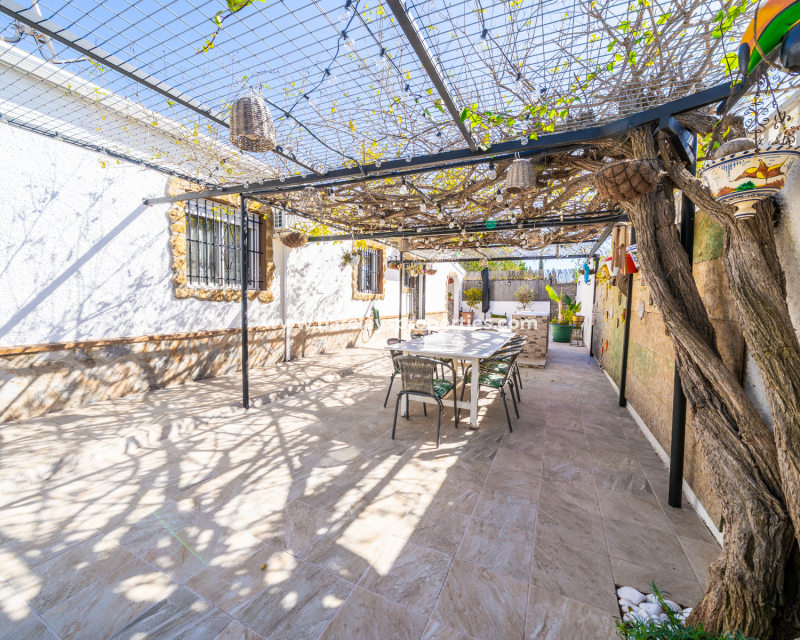 Venta - Chalet Independiente - Urb. La Marina