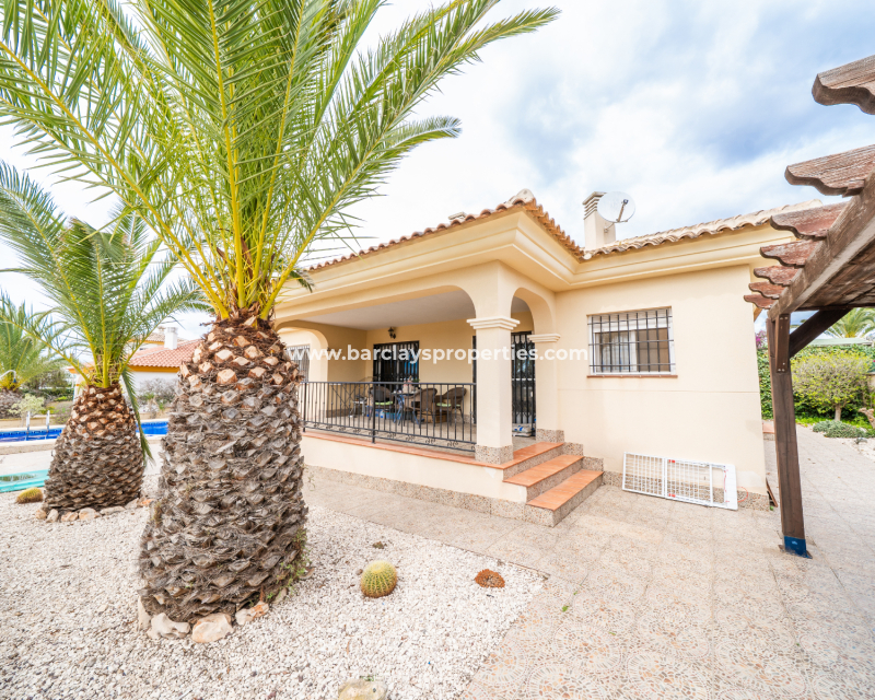 Venta - Chalet Independiente - Urb. La Marina