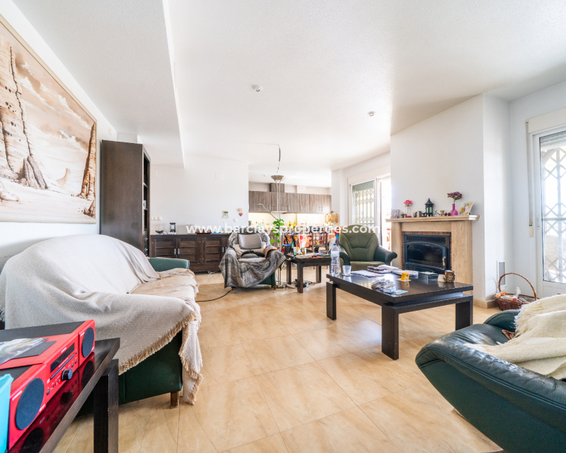 Venta - Chalet Independiente - Urb. La Marina