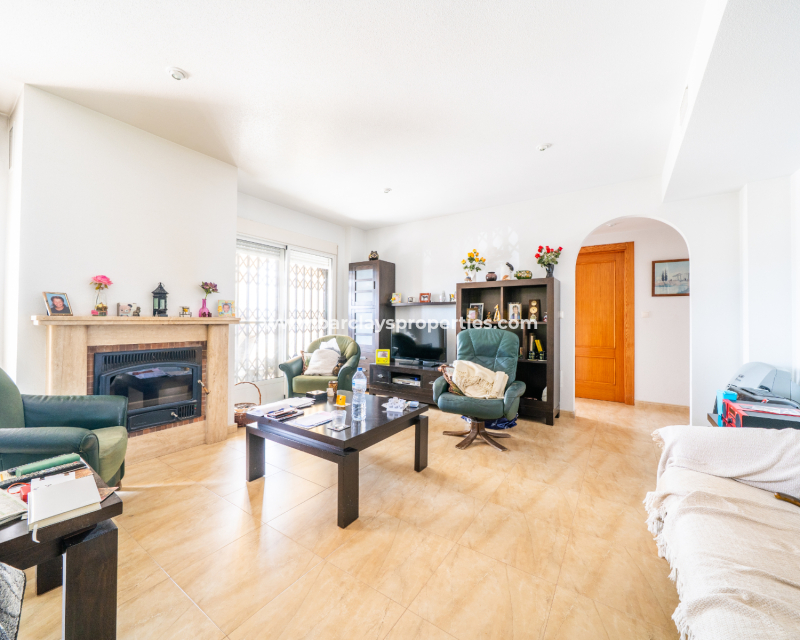 Venta - Chalet Independiente - Urb. La Marina