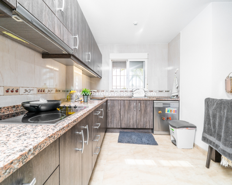 Venta - Chalet Independiente - Urb. La Marina