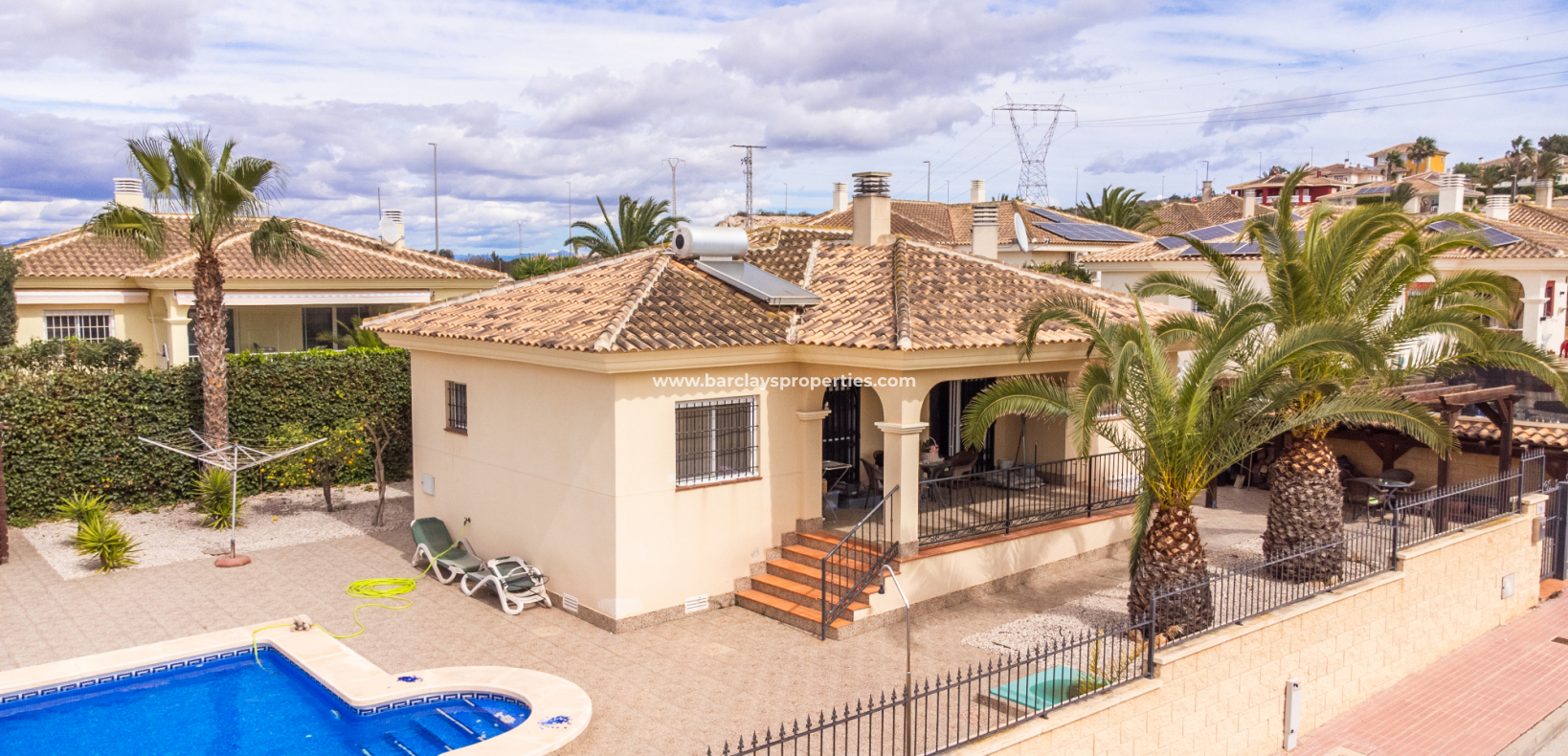 Venta - Chalet Independiente - Urb. La Marina