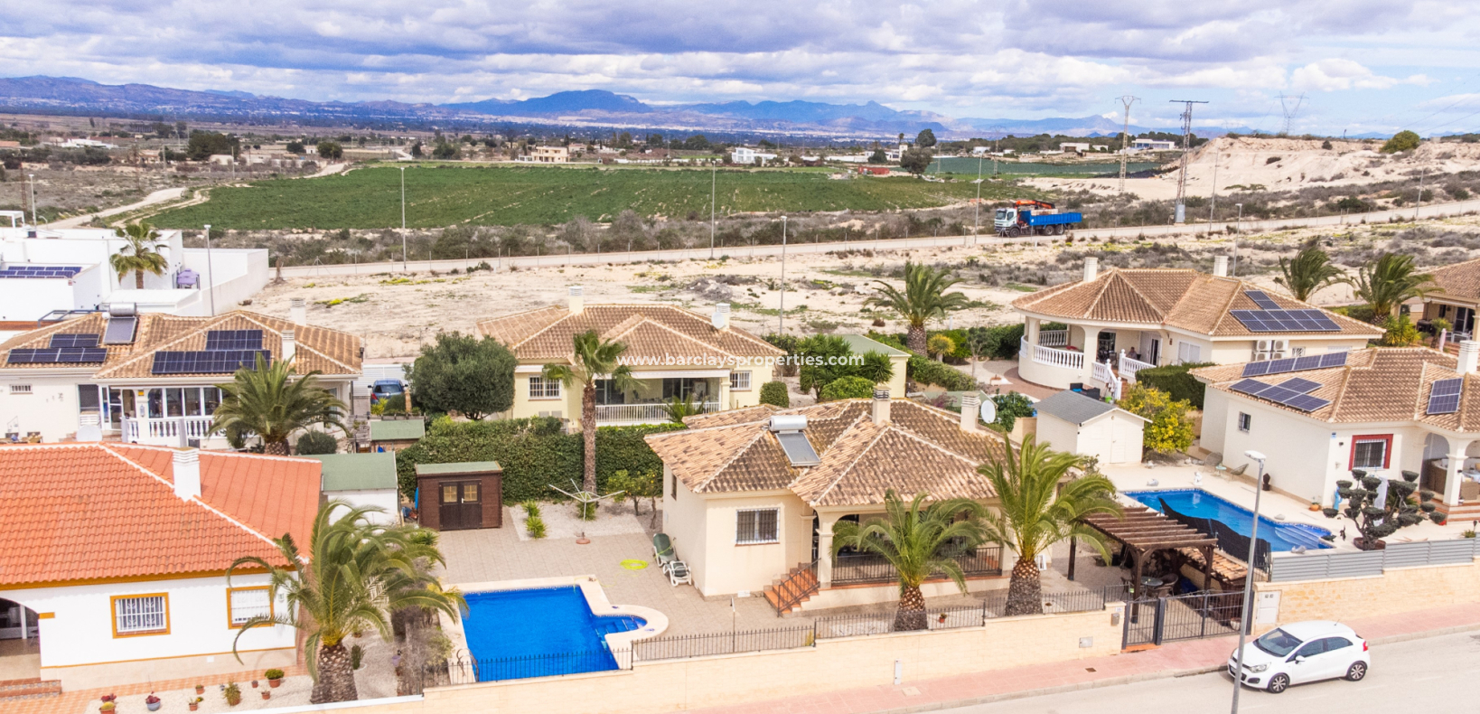 Venta - Chalet Independiente - Urb. La Marina
