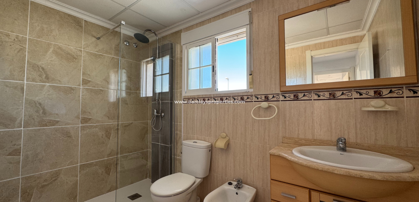 Venta - Chalet Independiente - Urb. La Marina