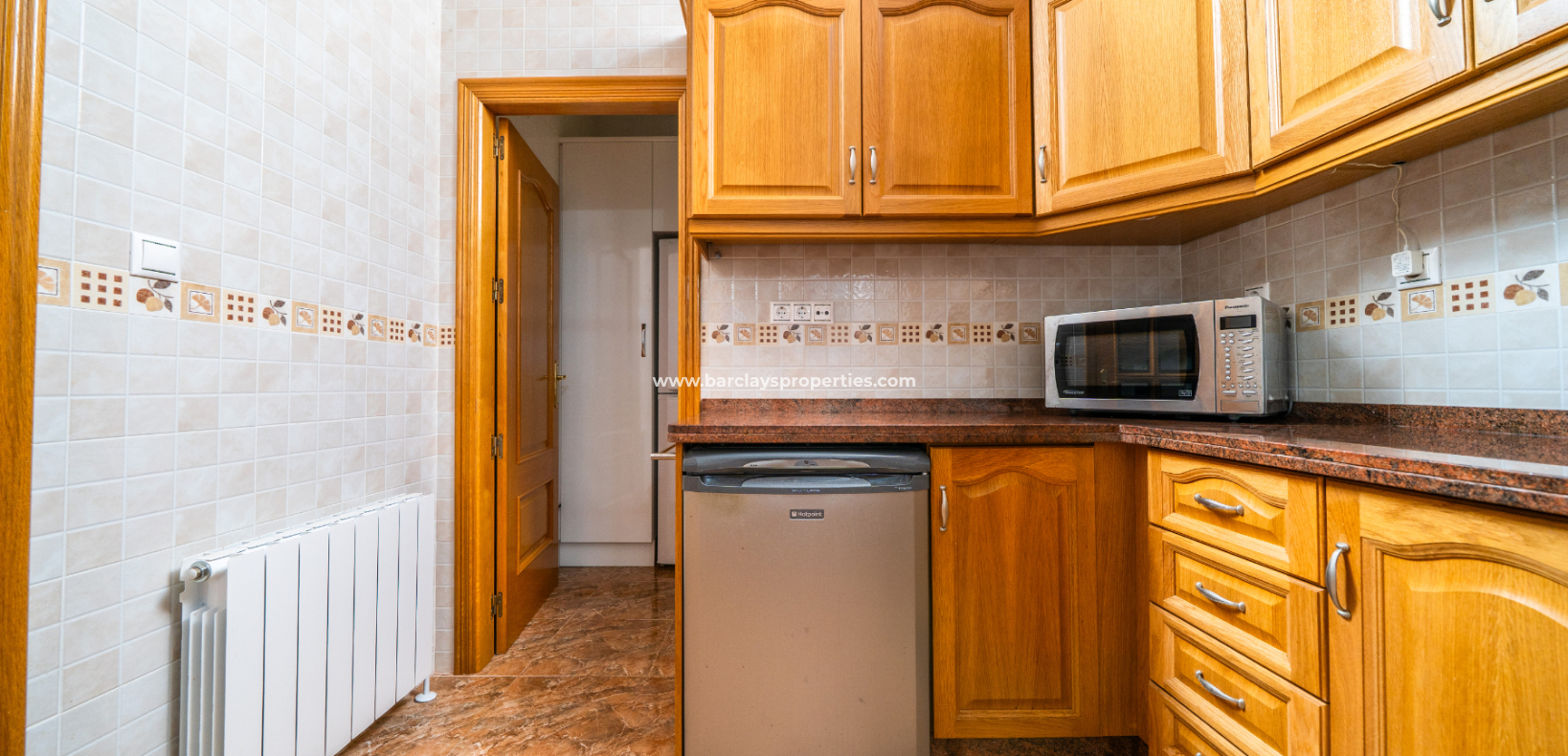 Venta - Chalet Independiente - Urb. La Marina