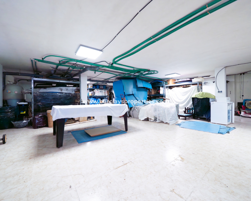 Venta - Chalet Independiente - Urb. La Marina