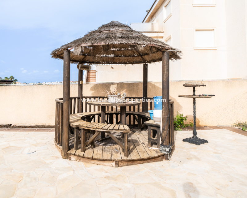 Venta - Chalet Independiente - Urb. La Marina