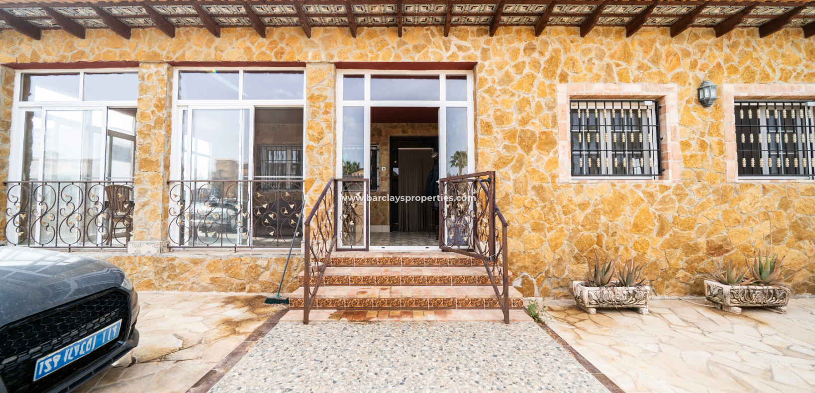 Venta - Chalet Independiente - Urb. La Marina