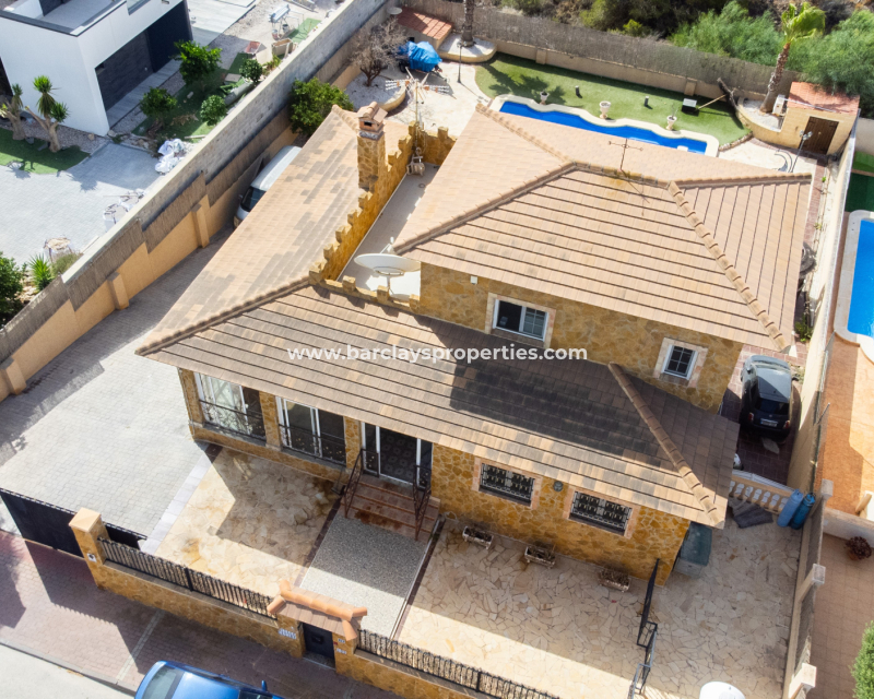 Venta - Chalet Independiente - Urb. La Marina