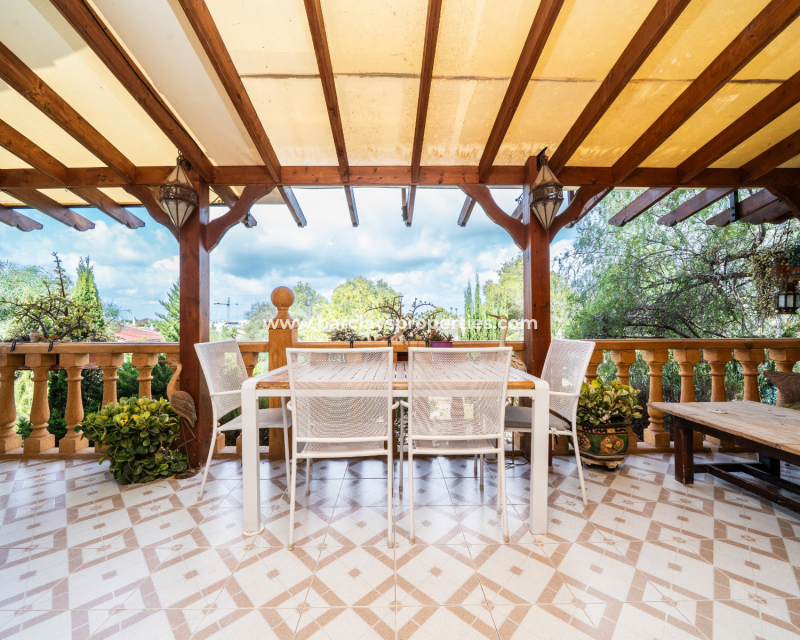 Venta - Chalet Independiente - Urb. La Marina