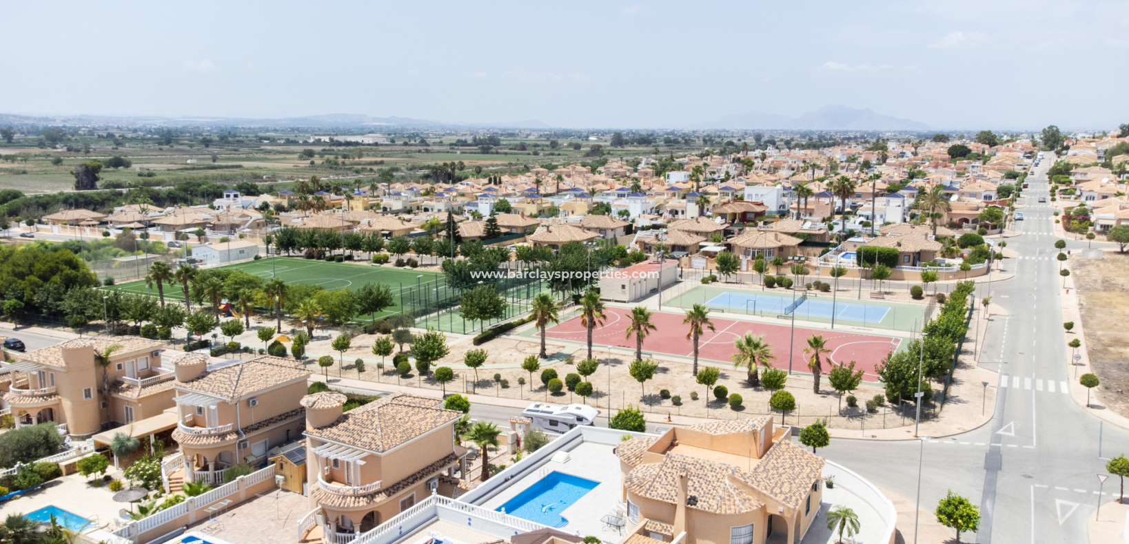 Venta - Chalet Independiente - Urb. La Marina