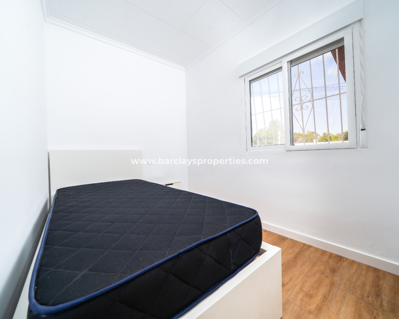 Venta - Chalet Independiente - Urb. La Marina