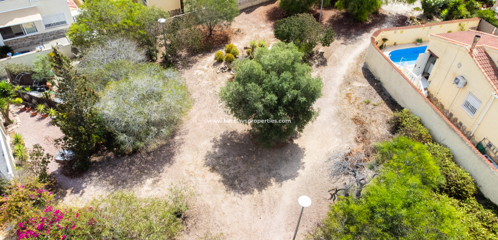 Venta - Chalet Independiente - Urb. La Marina