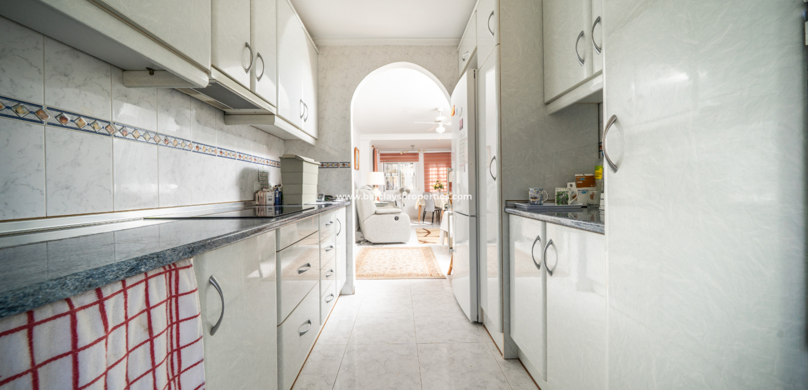 Venta - Chalet Independiente - Urb. La Marina