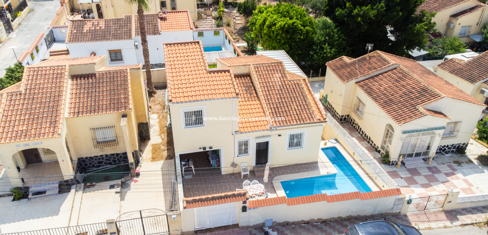 Venta - Chalet Independiente - Urb. La Marina