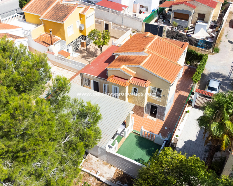 Venta - Chalet Independiente - Urb. La Marina