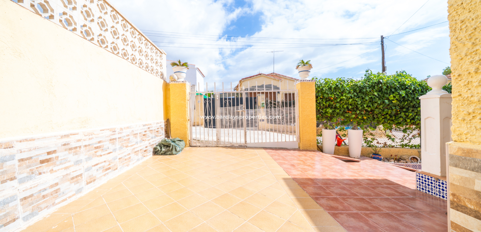 Venta - Chalet Independiente - Urb. La Marina