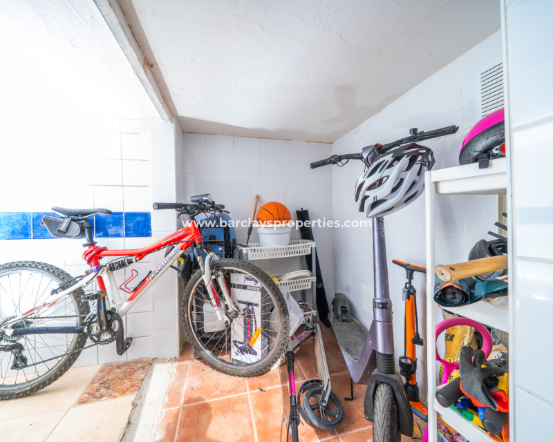 Venta - Chalet Independiente - Urb. La Marina