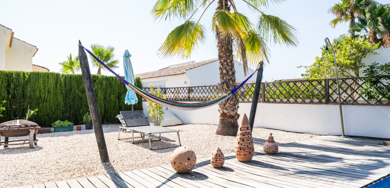 Venta - Chalet Independiente - Urb. La Marina