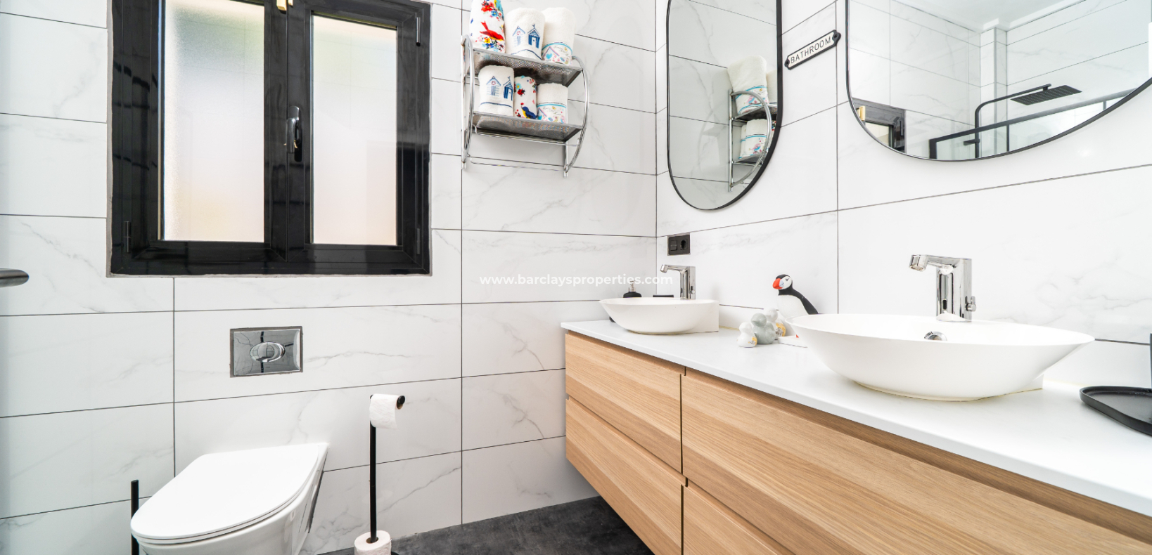 Venta - Chalet Independiente - Urb. La Marina