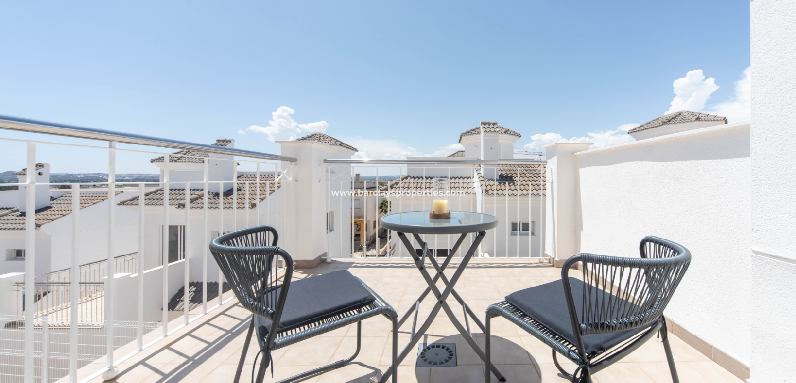 Venta - Chalet Independiente - Urb. La Marina