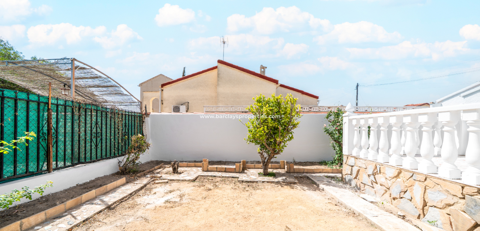 Venta - Chalet Independiente - Urb. La Marina