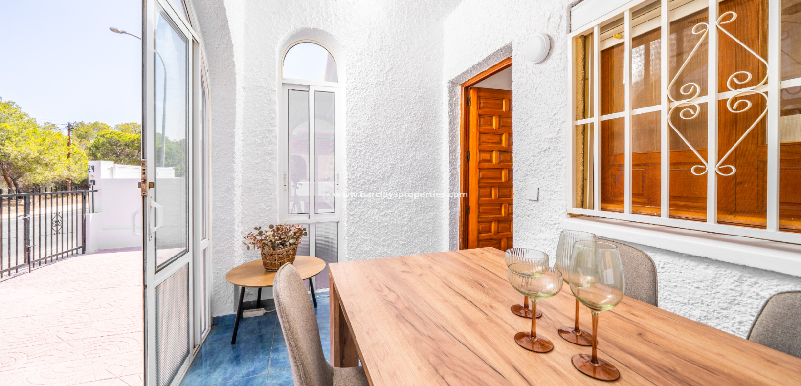 Venta - Chalet Independiente - Urb. La Marina