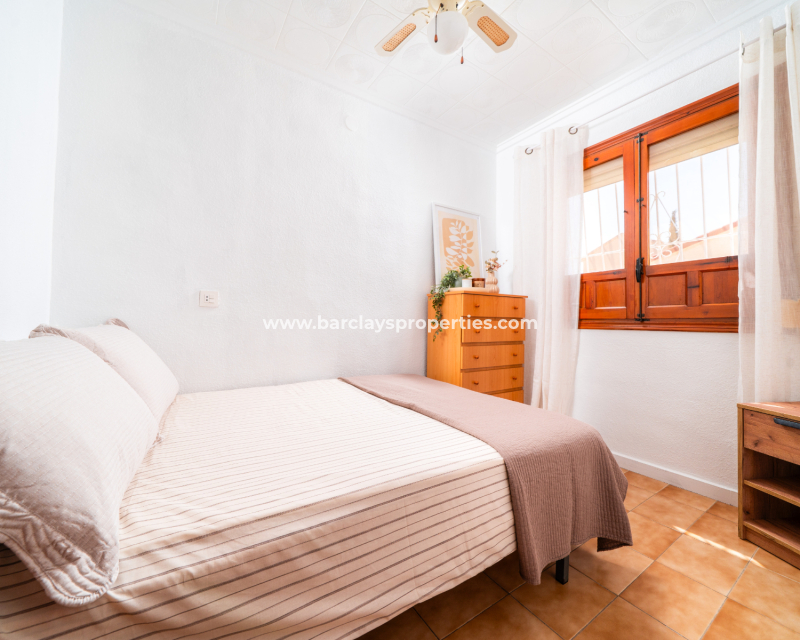 Venta - Chalet Independiente - Urb. La Marina