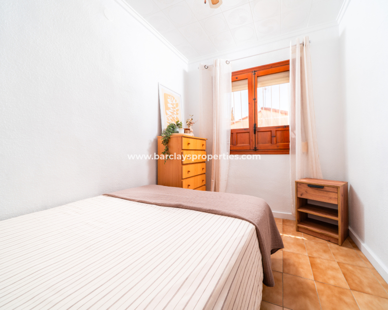 Venta - Chalet Independiente - Urb. La Marina