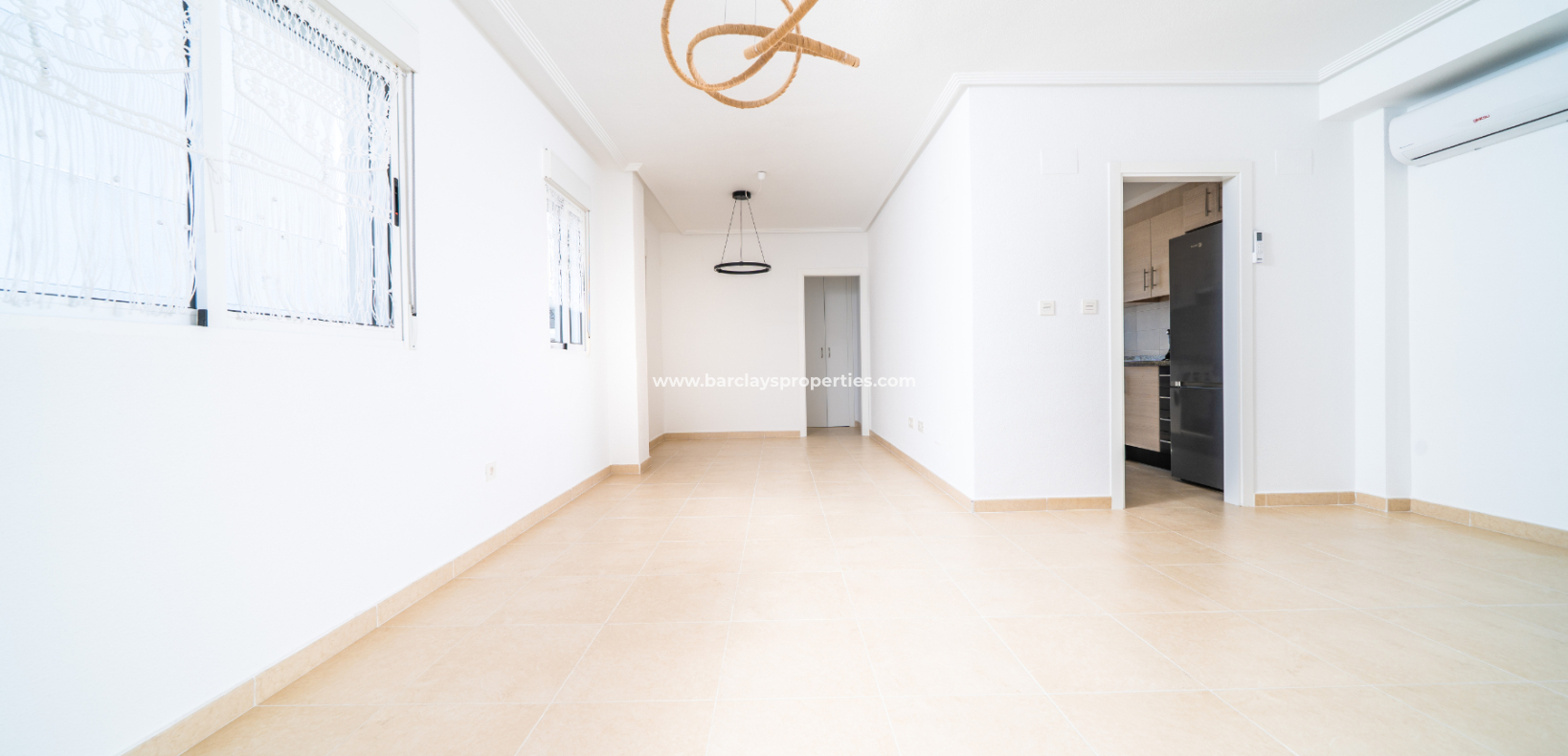 Venta - Chalet Independiente - Urb. La Marina