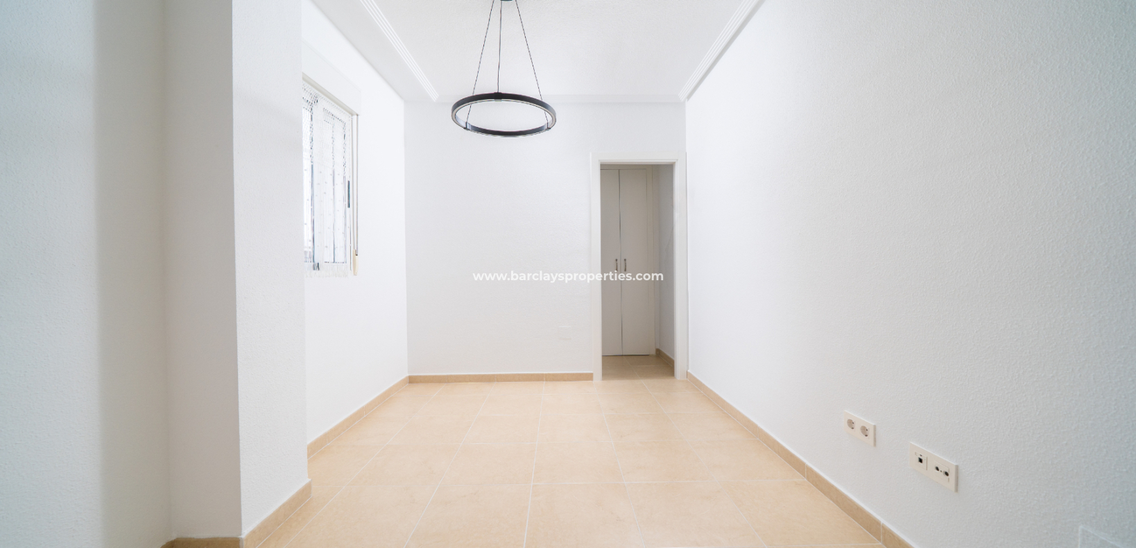 Venta - Chalet Independiente - Urb. La Marina