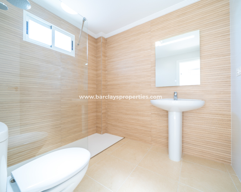 Venta - Chalet Independiente - Urb. La Marina