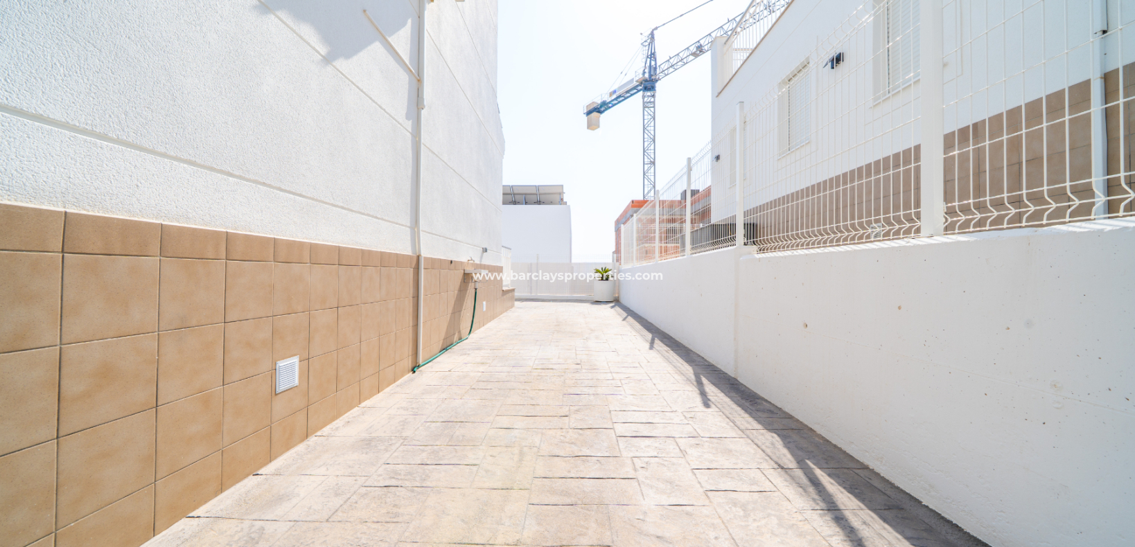 Venta - Chalet Independiente - Urb. La Marina