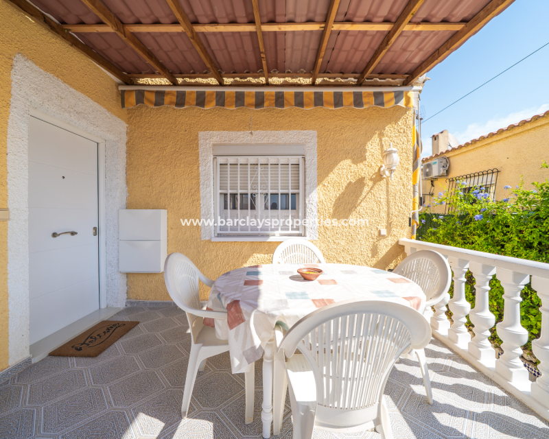 Venta - Chalet Independiente - Urb. La Marina