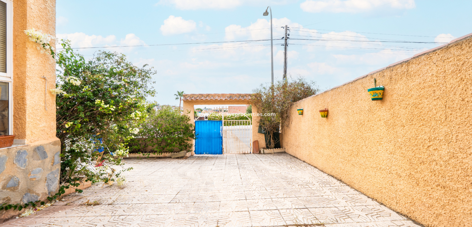 Venta - Chalet Independiente - Urb. La Marina