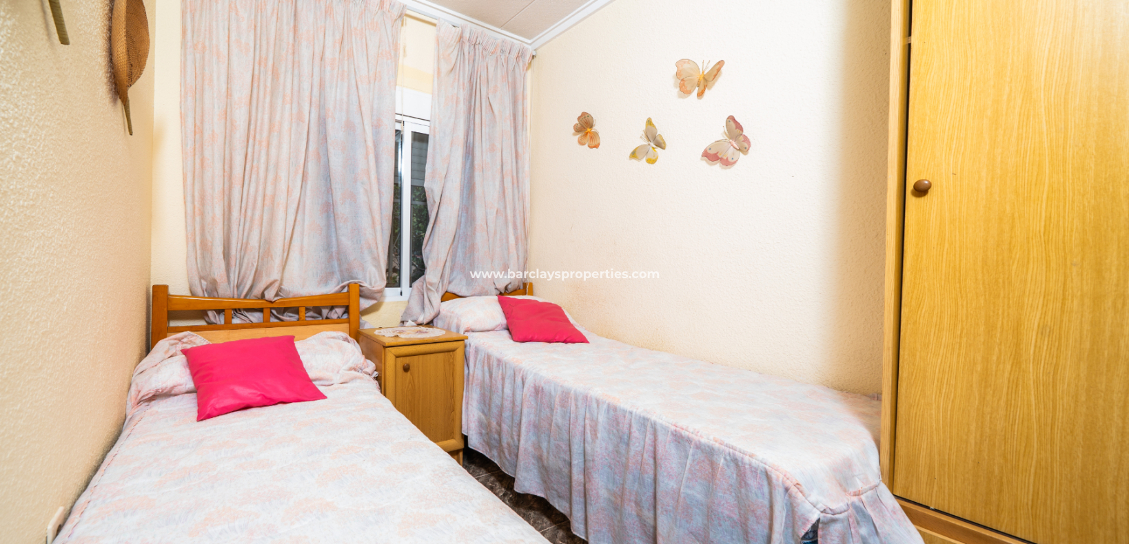 Venta - Chalet Independiente - Urb. La Marina