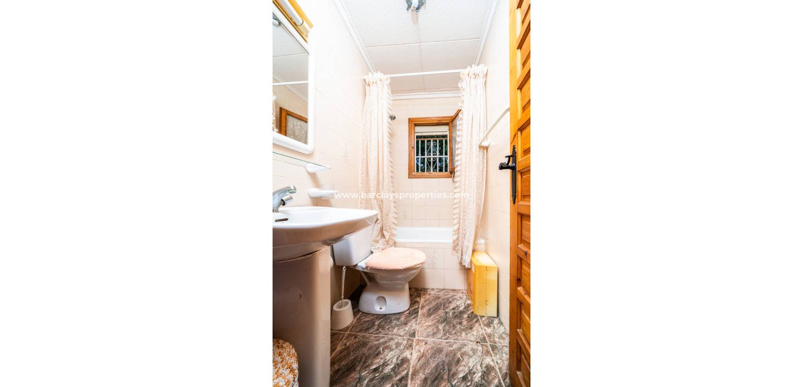 Venta - Chalet Independiente - Urb. La Marina