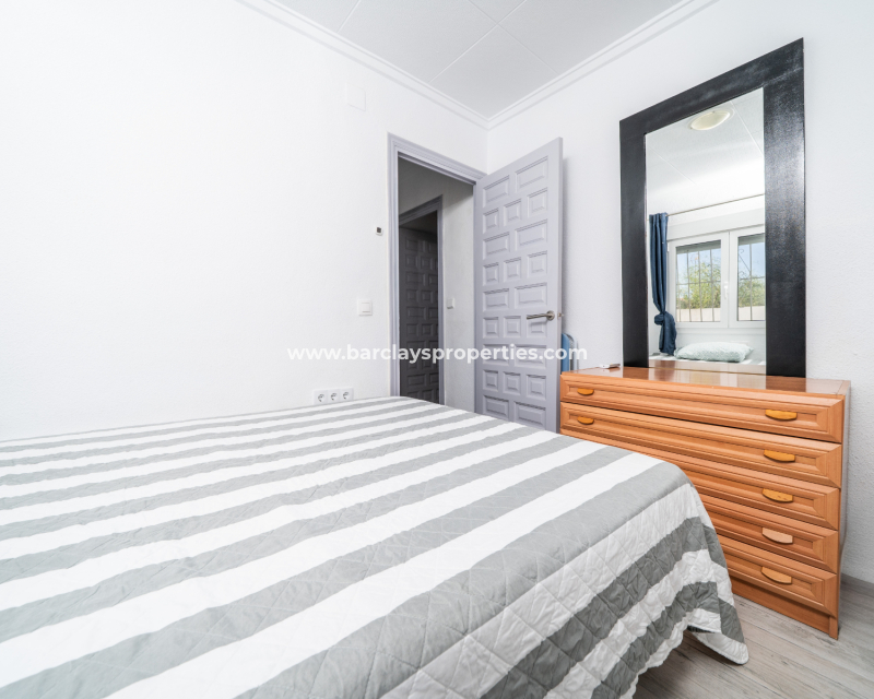 Venta - Chalet Independiente - Urb. La Marina