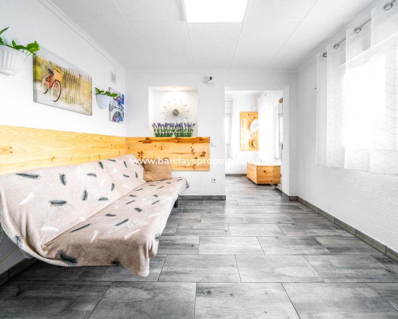 Venta - Chalet Independiente - Urb. La Marina