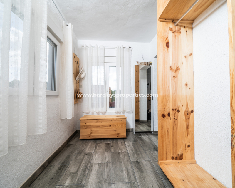 Venta - Chalet Independiente - Urb. La Marina