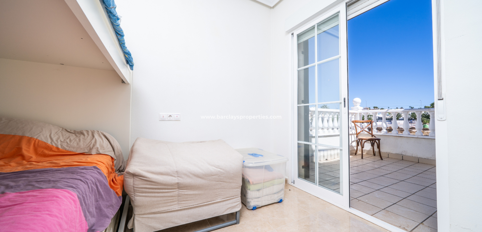 Venta - Chalet Independiente - Urb. La Marina