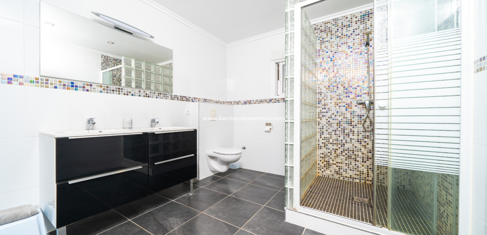 Venta - Chalet Independiente - Urb. La Marina