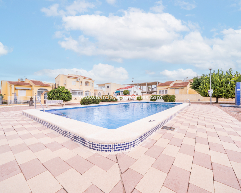 Venta - Chalet Independiente - Urb. La Marina