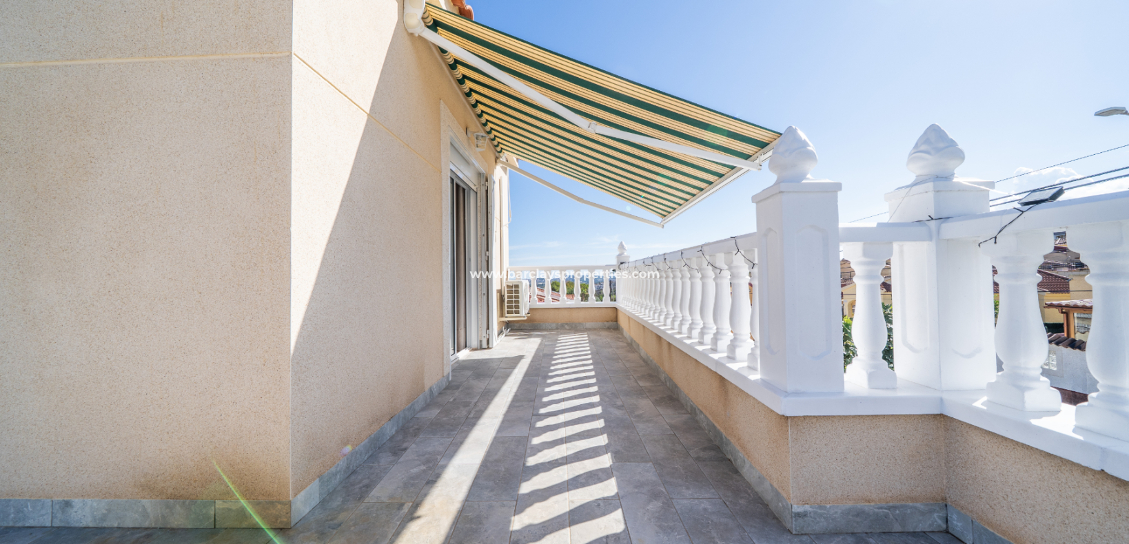 Venta - Chalet Independiente - Urb. La Marina