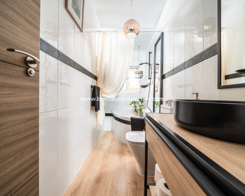 Venta - Chalet Independiente - Urb. La Marina