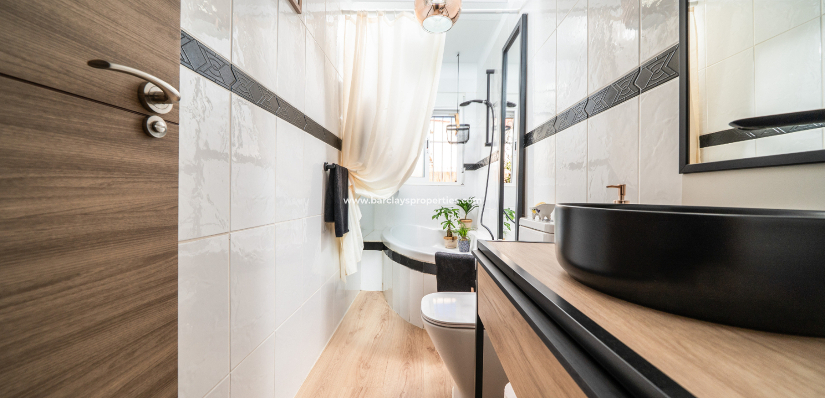 Venta - Chalet Independiente - Urb. La Marina