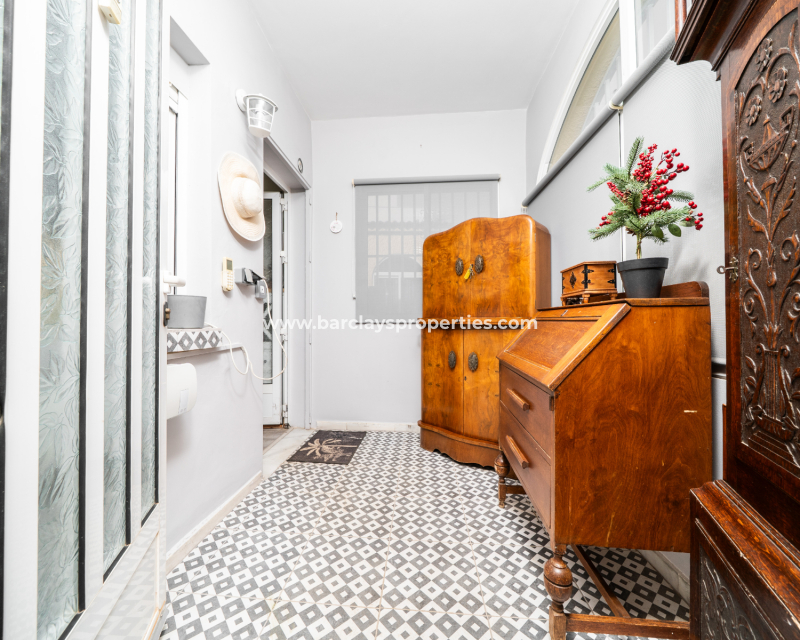 Venta - Chalet Independiente - Urb. La Marina