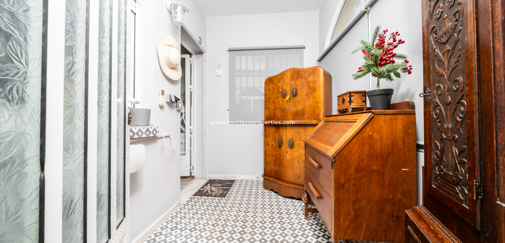 Venta - Chalet Independiente - Urb. La Marina