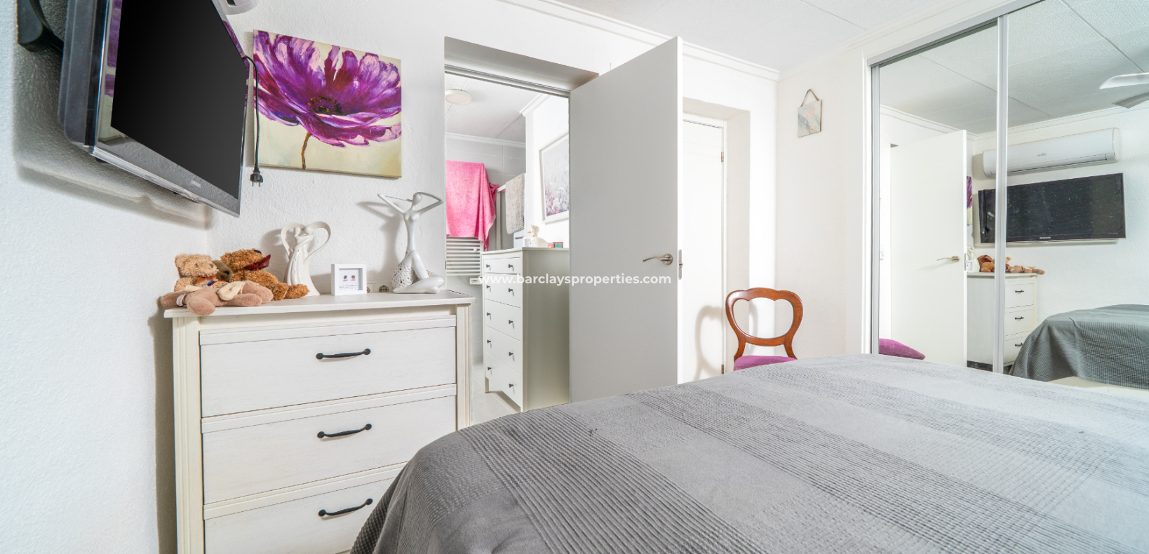 Venta - Chalet Independiente - Urb. La Marina