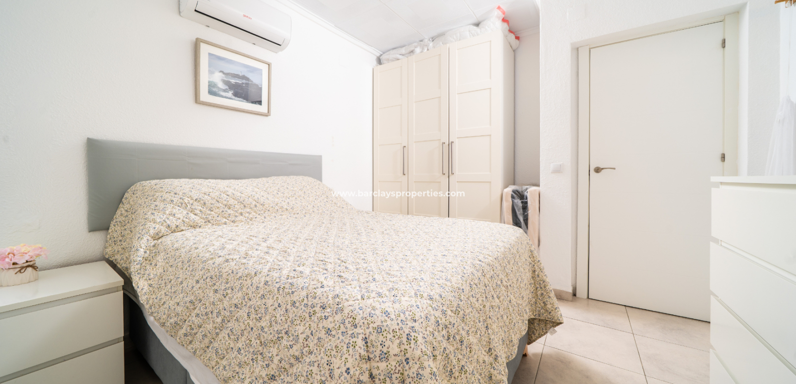 Venta - Chalet Independiente - Urb. La Marina